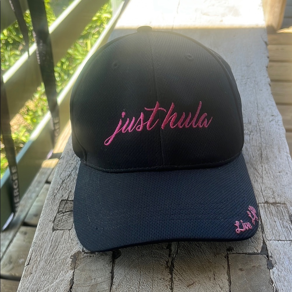 “Just hula” Diamond head wear